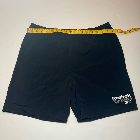 Reebok training shorts proud short size M brand new with tags - Picture 3 of 5